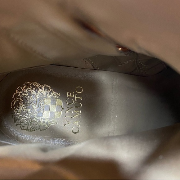 Vince Camuto Rinvalla Tan Suede Bootie 8M - Picture 12 of 14